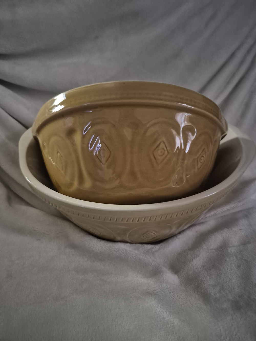 Ceramic Mixing Bowls Set in Tan - Classic Home Kitchen
